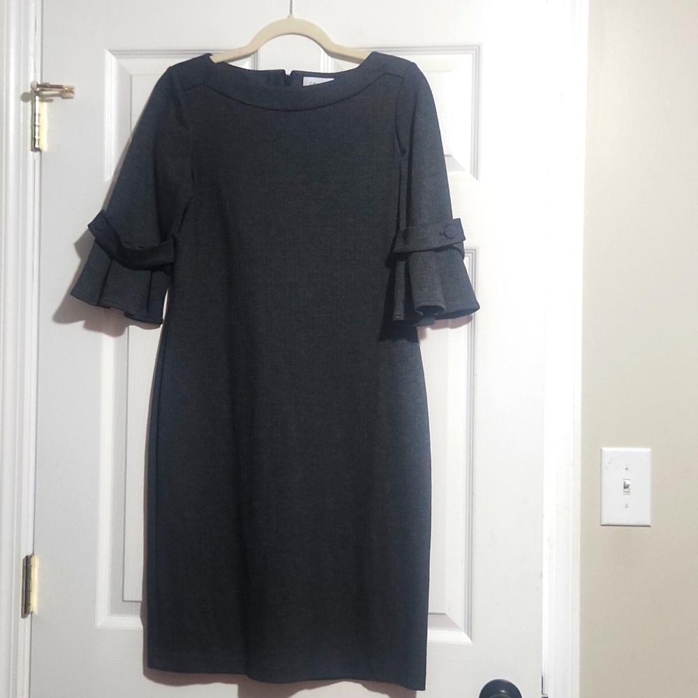 EUC Sz 8 Herringbone Pattern Sheath Dress